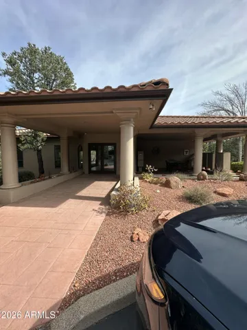Clubhouse and mailbox area for Les Springs residents