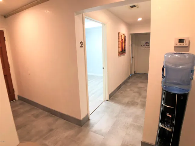 To the left please note entry into the main hallway
