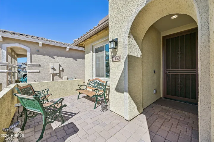 The front patio and entrance.