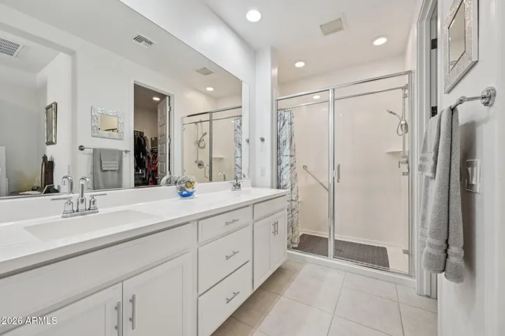 The master bathroom.