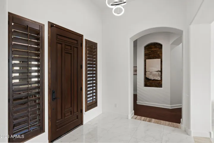 Spacious Front Entry