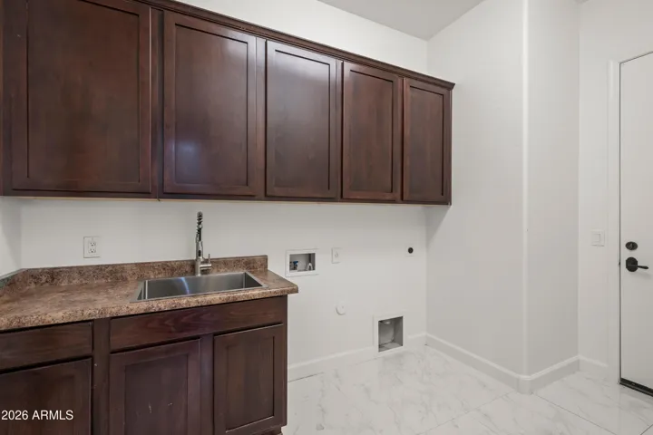 Laundry built in cabinets