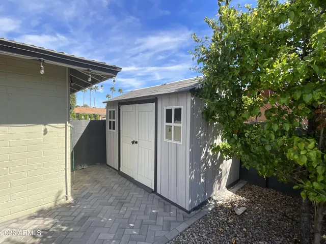 small storage conveys in backyard