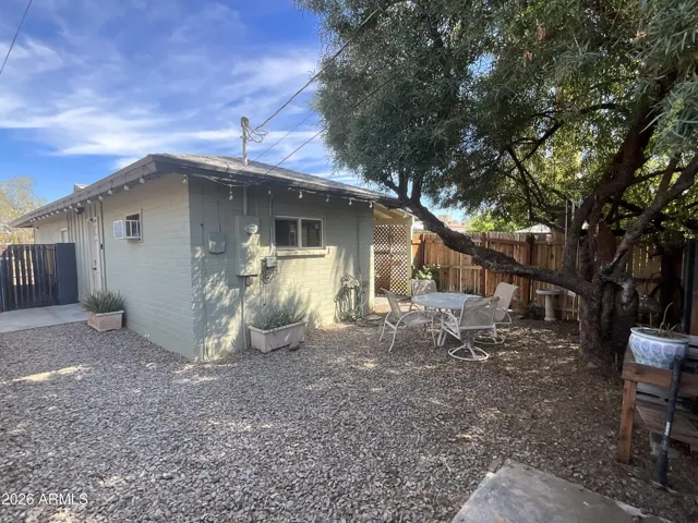 backyard of casita