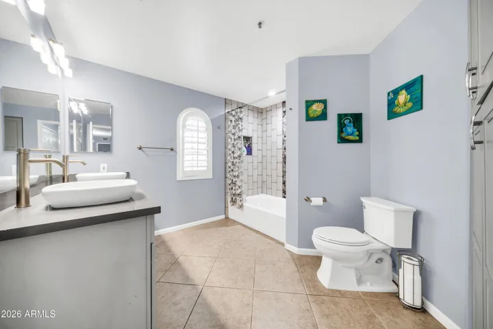 Upstairs Hall Bathroom