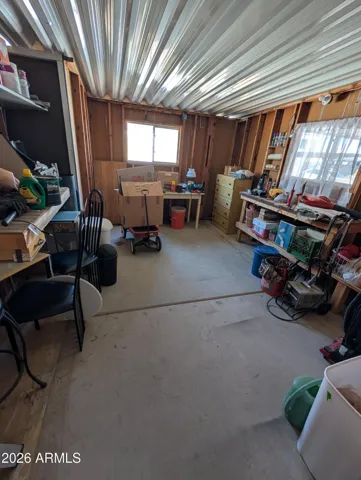 Workshop/storage