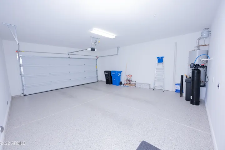2 car garage w/ finished floor