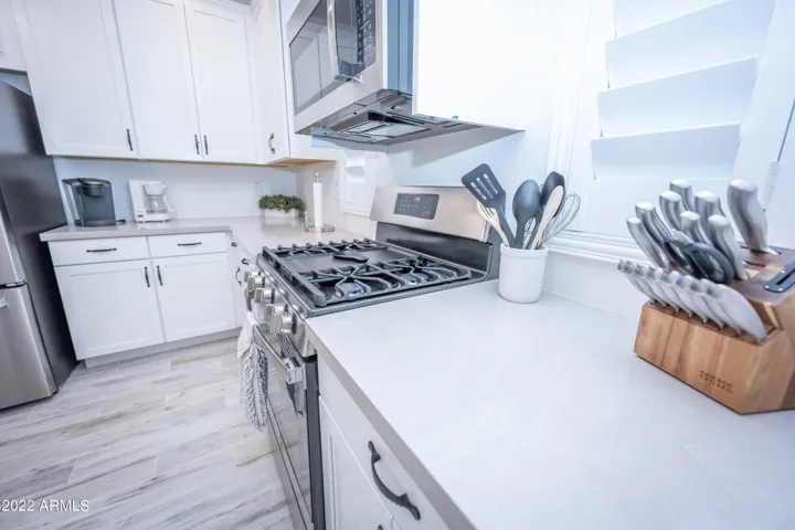 Fully stocked kitchen utensils