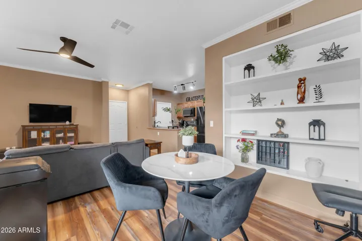Dining room, Built-in niche