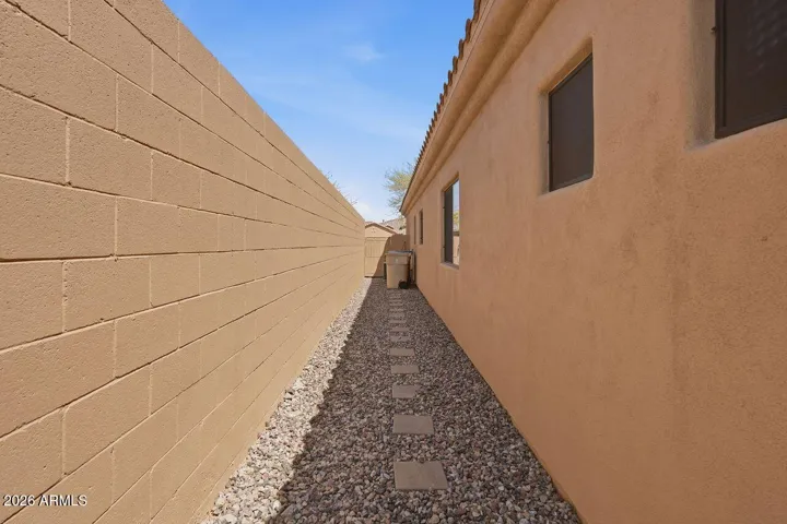 w/ Space for the Trash and Recycle Bins