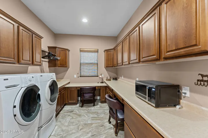 Laundry/Office