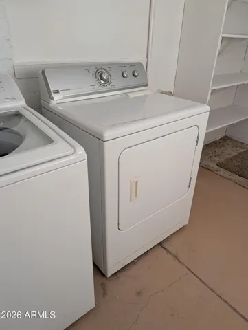 Maytag washer and dryer to stay