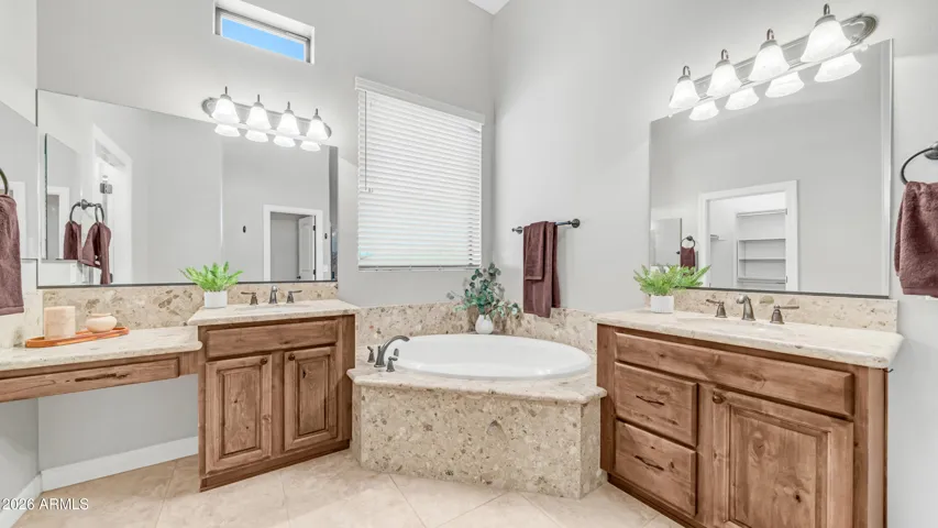 Indulgent Soaking Tub Centerpiece