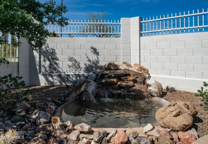 Calm Waterfall Garden Feature