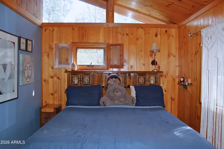 Main Bedroom with lots of natural lighting