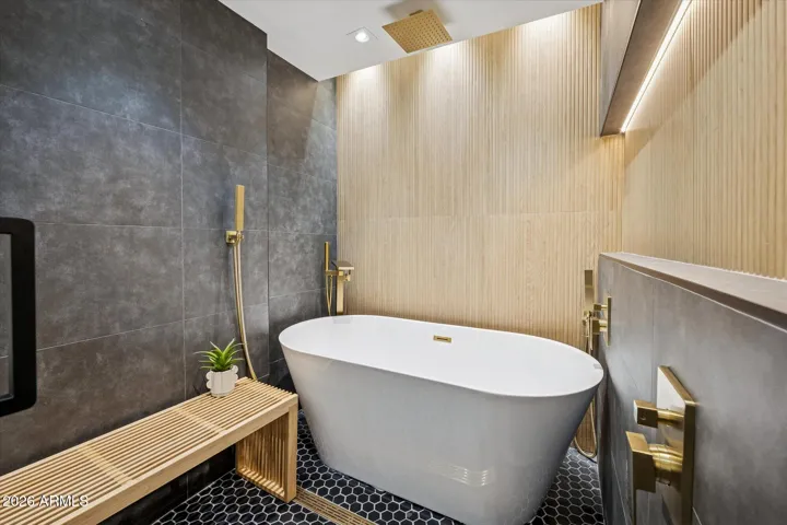 Primary Walk-In Combination Shower & Tub with Dual Rainfall Shower Heads