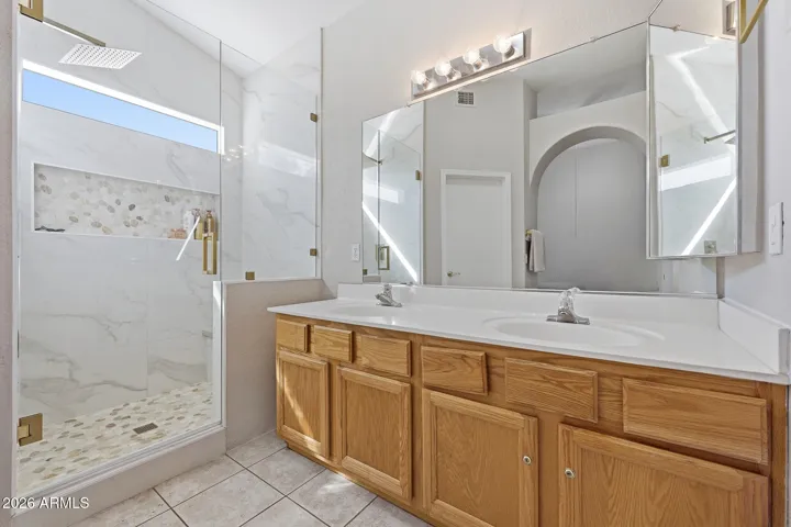 Primary Bath - Newly Tiled Luxury Shower