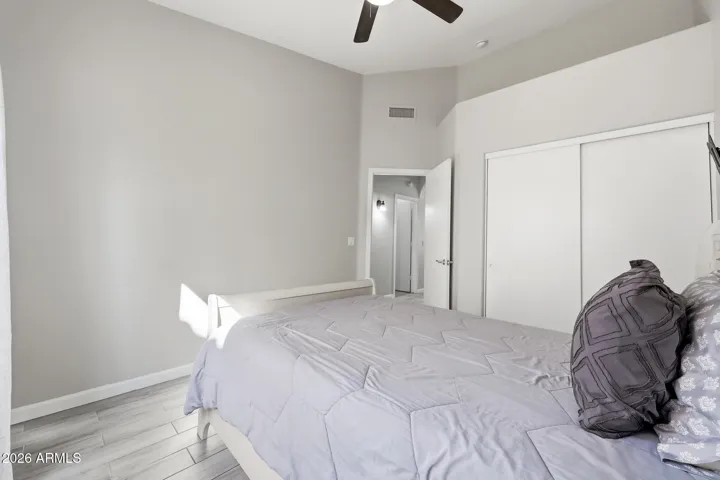 Guest Bedroom 2 - view 2