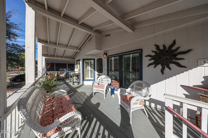 Front deck 9 ft wide, whicker furniture stays with home