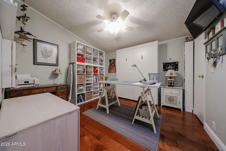2nd Bedroom with ceiling fan