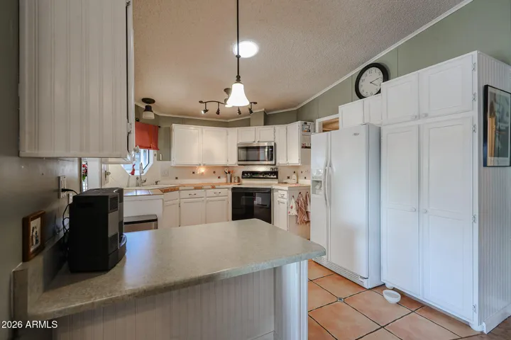 Dishwasher not working-owner will credit $500 at closing for buyer to choose.
