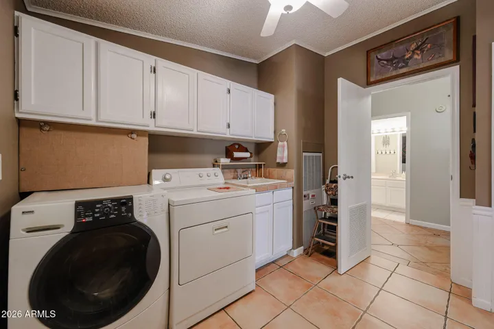 Washer and dryer stay with home. Ceiling Fan