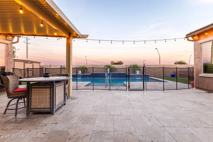 Pool Gate included