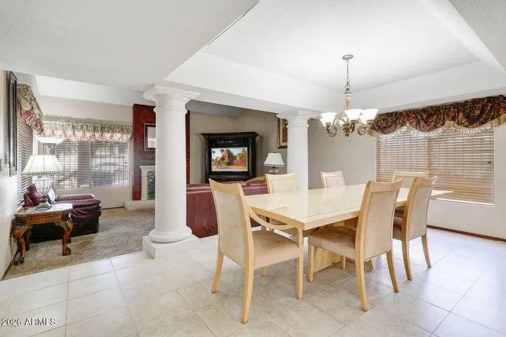 Classic Scottsdale lines in this home.