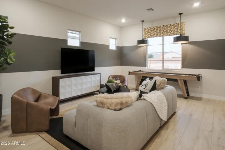 PHOTOS ARE OF A MODEL HOME. BUYER IS ABLE TO SELECT ALL OF THEIR OPTIONS.