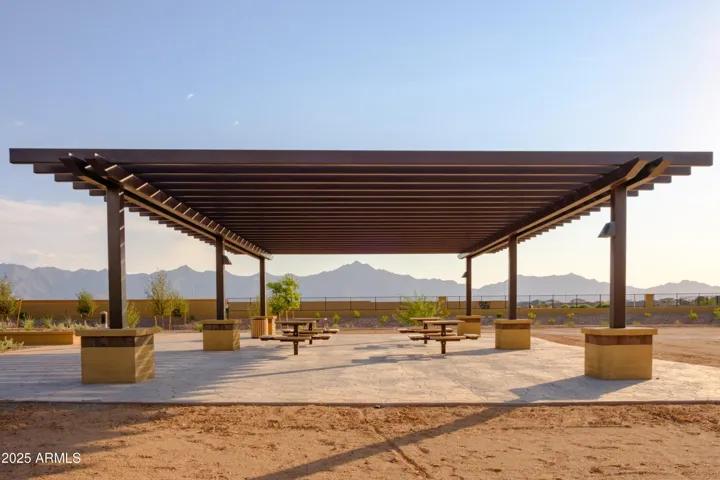 THIS COMMUNITY IS SURROUNDED BY MOUNTAIN VIEWS. LOTS OF OPEN SPACE WITH WALKING / BIKING TRAILS, TOT LOTS AND ENDLESS VIEWS.