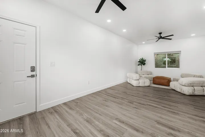 Play/game room