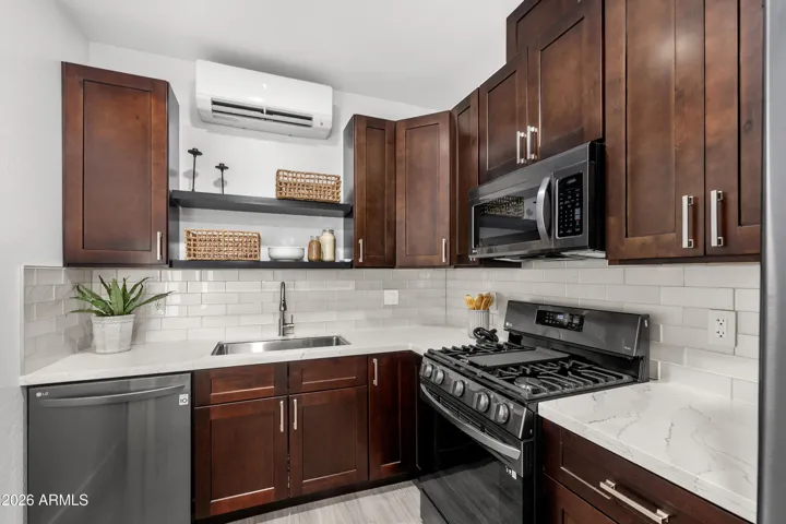 Casita kitchen