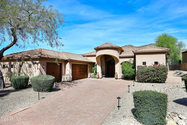 Desert Front Landscaping, Side Entry Garage
