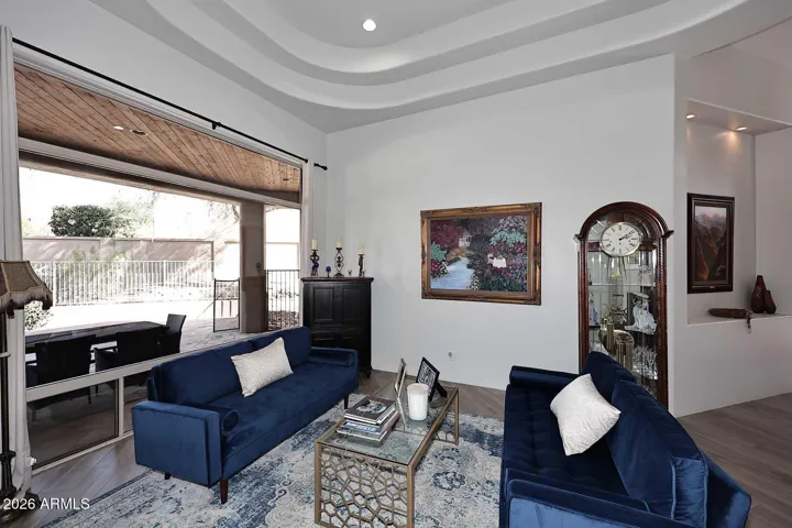 Coffered Ceiling, Open Living Room, Seamless Glass Window