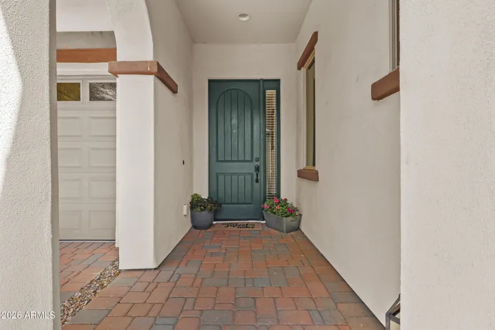 Cute front porch to welcome your guests