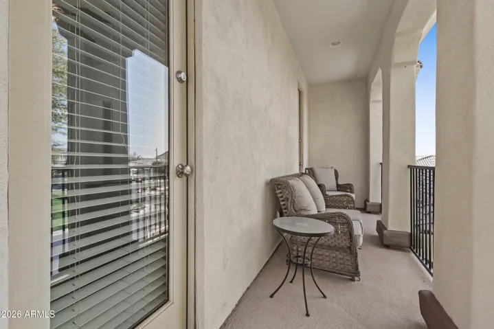 Nice balcony overlooking the park