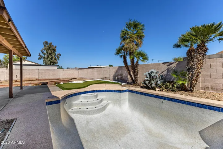 Empty Pool