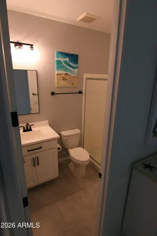 Mainfloor Bathroom