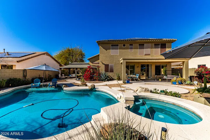 Heated Pool and Spa!