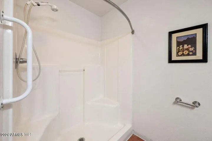 Walk In Shower.