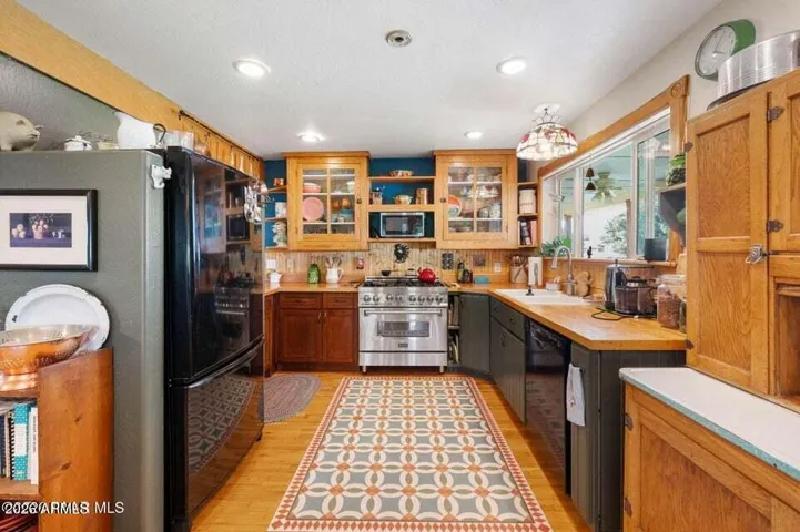 Kitchen when Furnished.