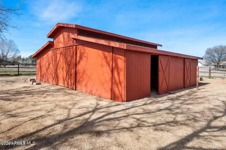 1008 Sq Ft Barn with Fenced Turnout area.