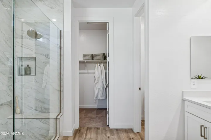 PHOTOS OF MODEL HOME-OPTIONS MAY VARY