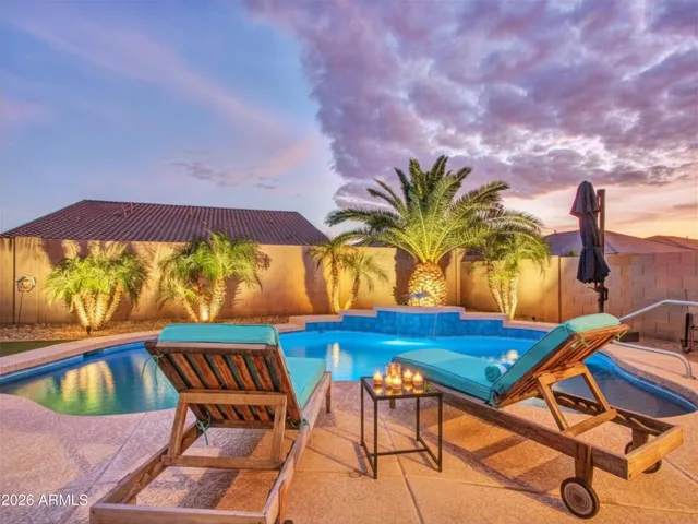 Beautiful Sunset views from the backyard. You'll never tire of these amazing sunsets!