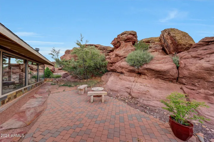 Red Rock Bluffs