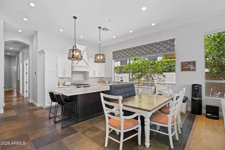 Eat-in Kitchen!