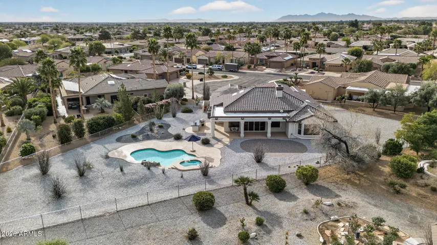 Notice how the cul-de-sac lot offers lots of back yard space w/easy to care for vegetation.