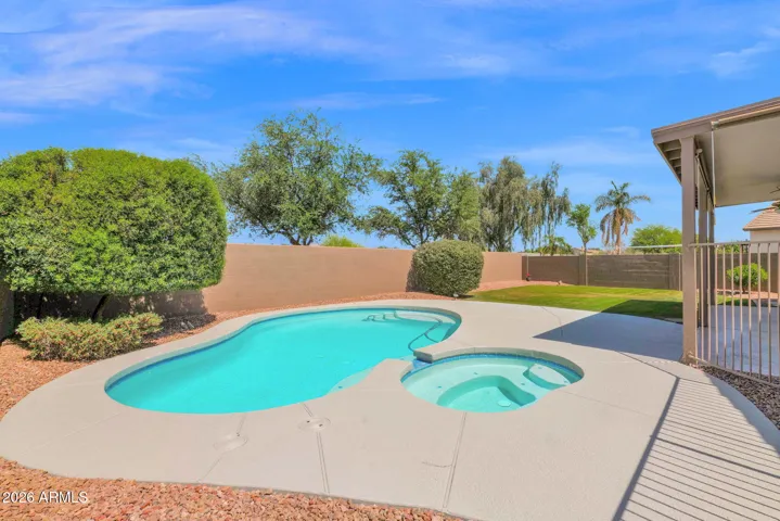 Pool/Hot Tub
