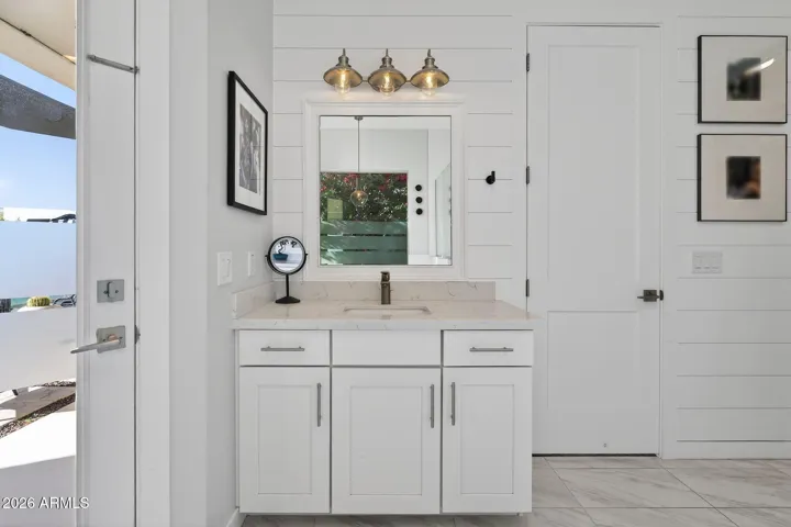 Primary En Suite