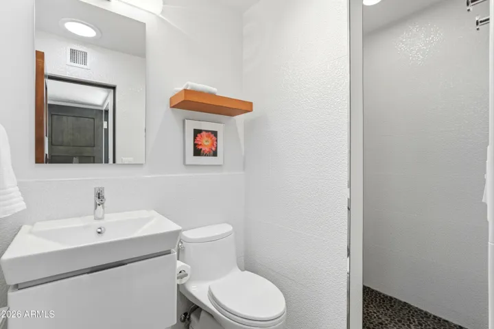 Ensuite Bath for Bedroom 3